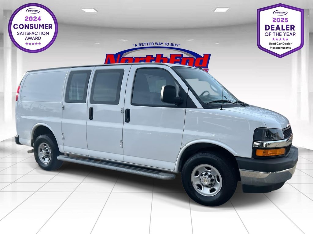 2022 Chevrolet Express 2500