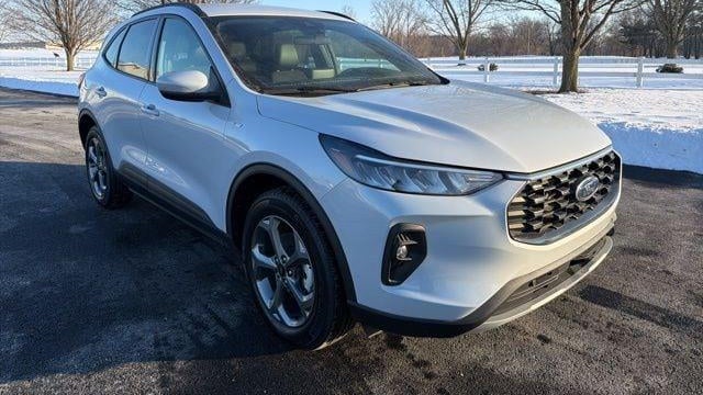 2025 Ford Escape Hybrid