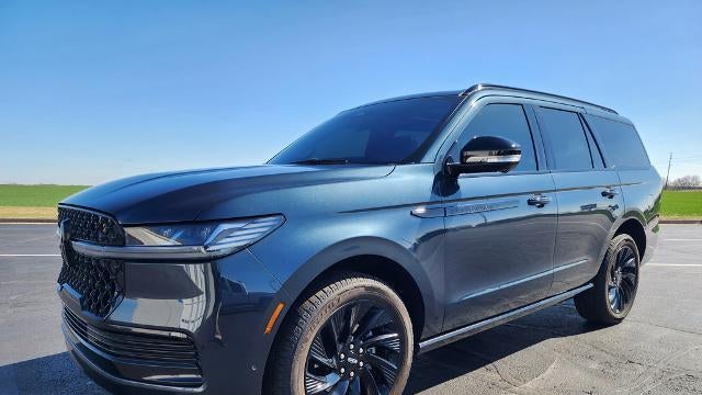 2025 Lincoln Navigator