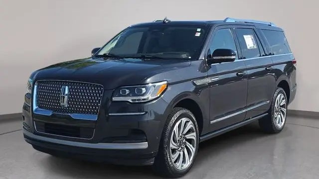 2023 Lincoln Navigator L