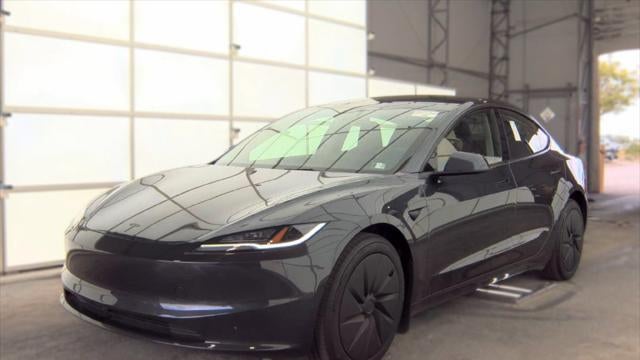 2025 Tesla Model 3